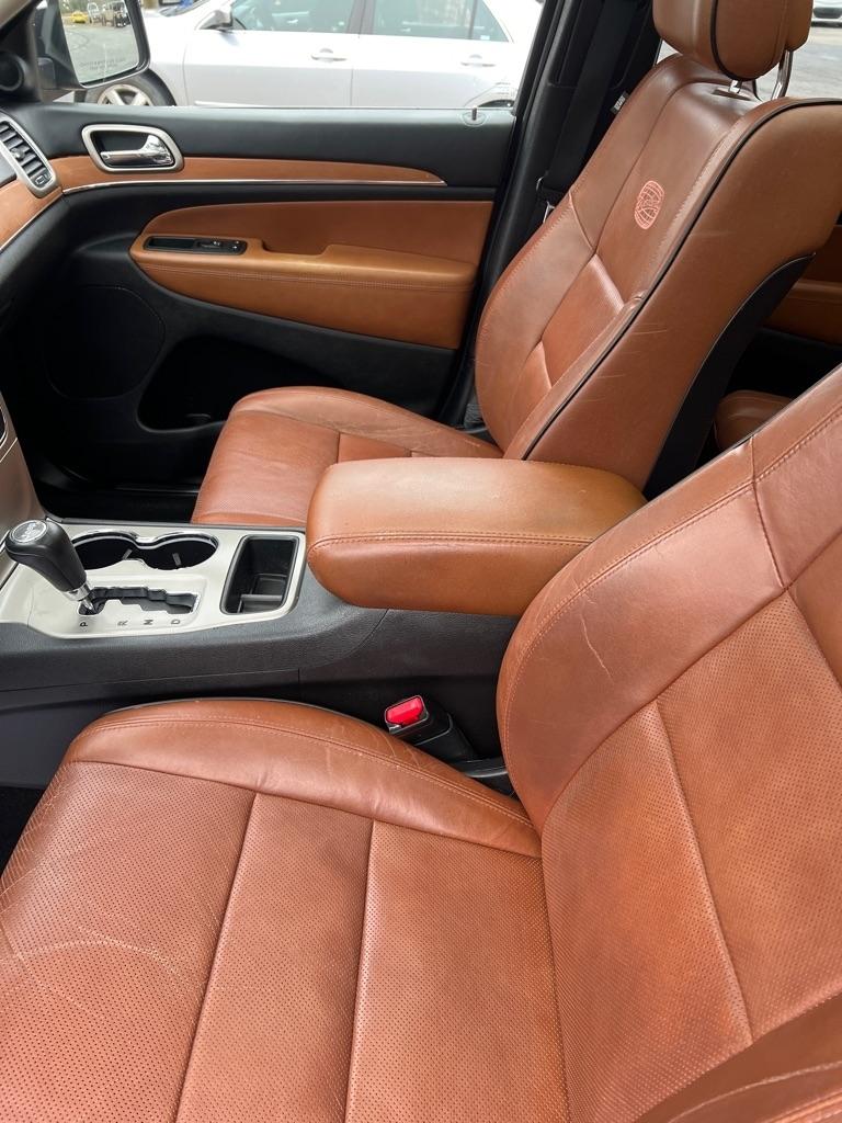 Jeep Grand Cherokee Overland 2WD 2013