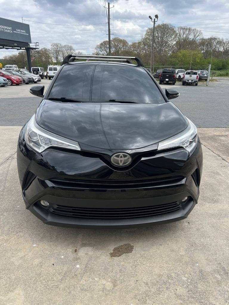 Toyota C-HR LE 2019