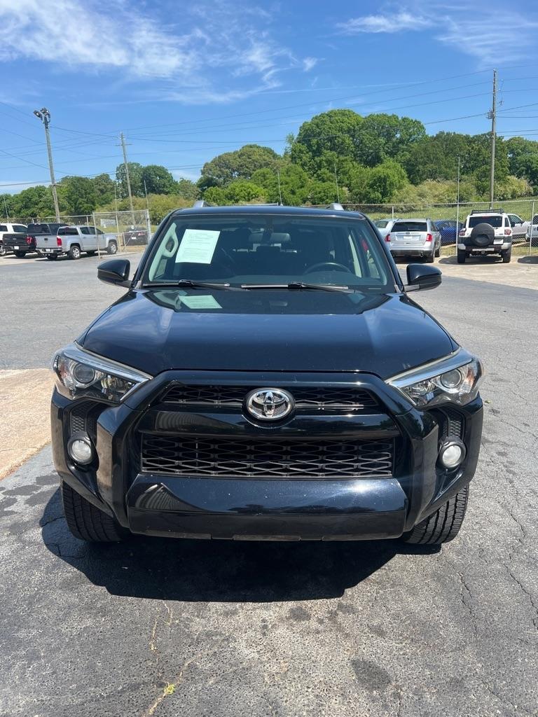 Toyota 4Runner SR5 2WD 2015