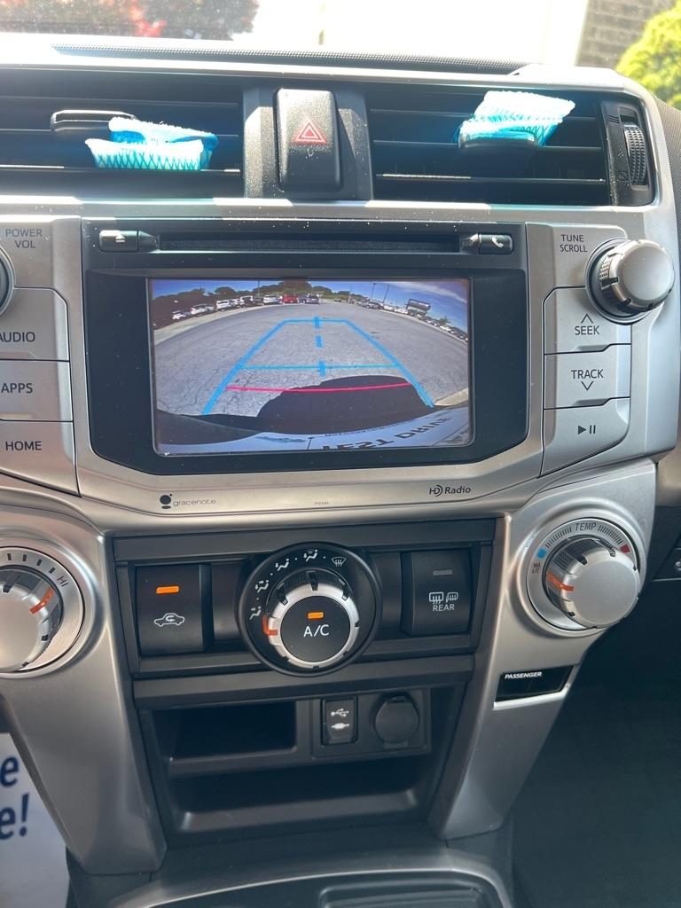 Toyota 4Runner SR5 2WD 2015