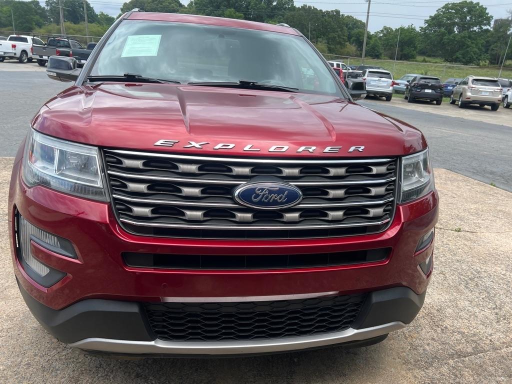 Ford Explorer XLT FWD 2017