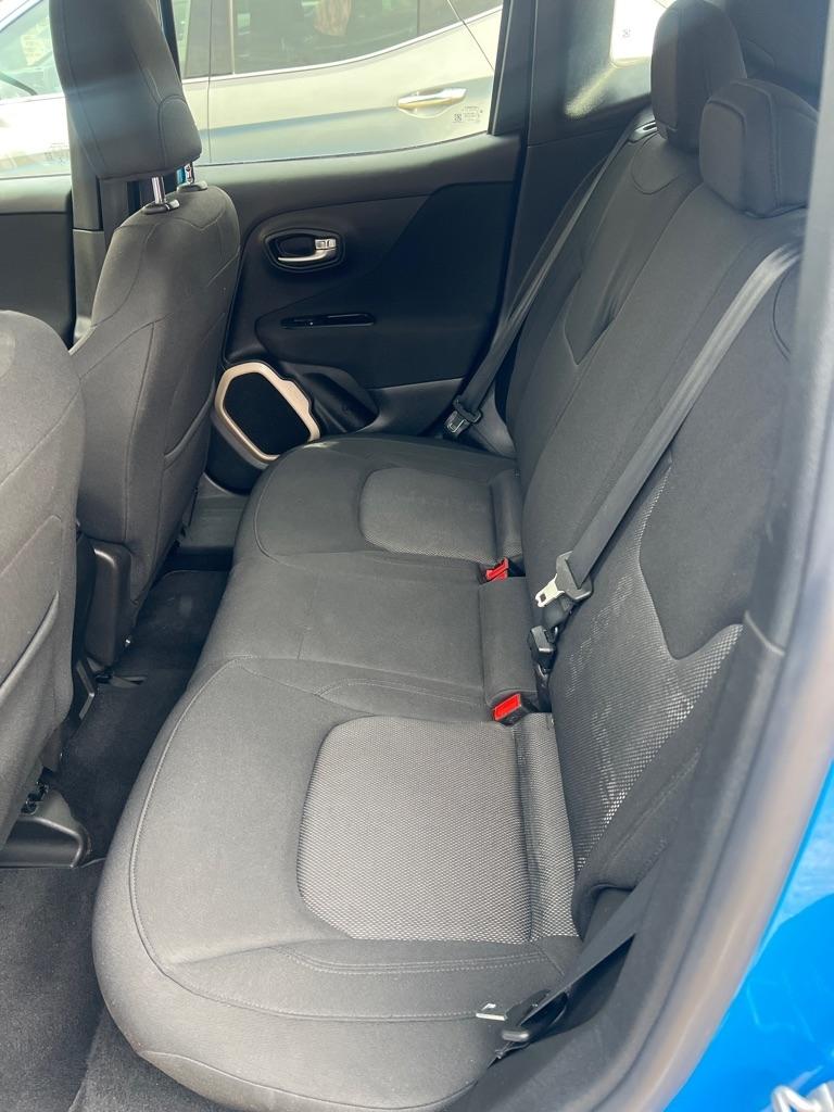 Jeep Renegade Latitude FWD 2015