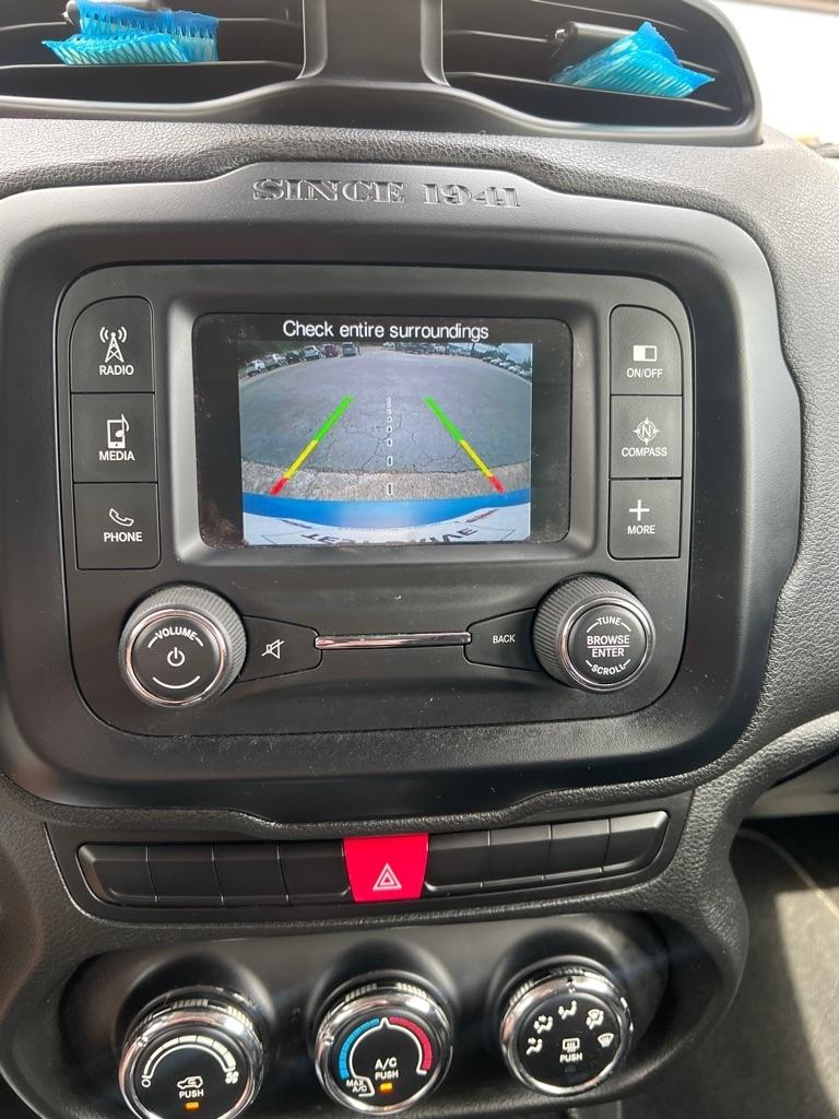 Jeep Renegade Latitude FWD 2015