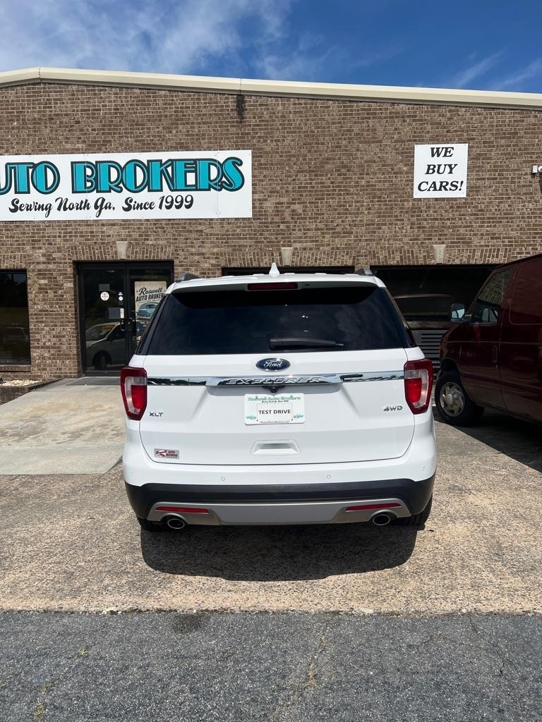 Ford Explorer XLT 4WD 2017