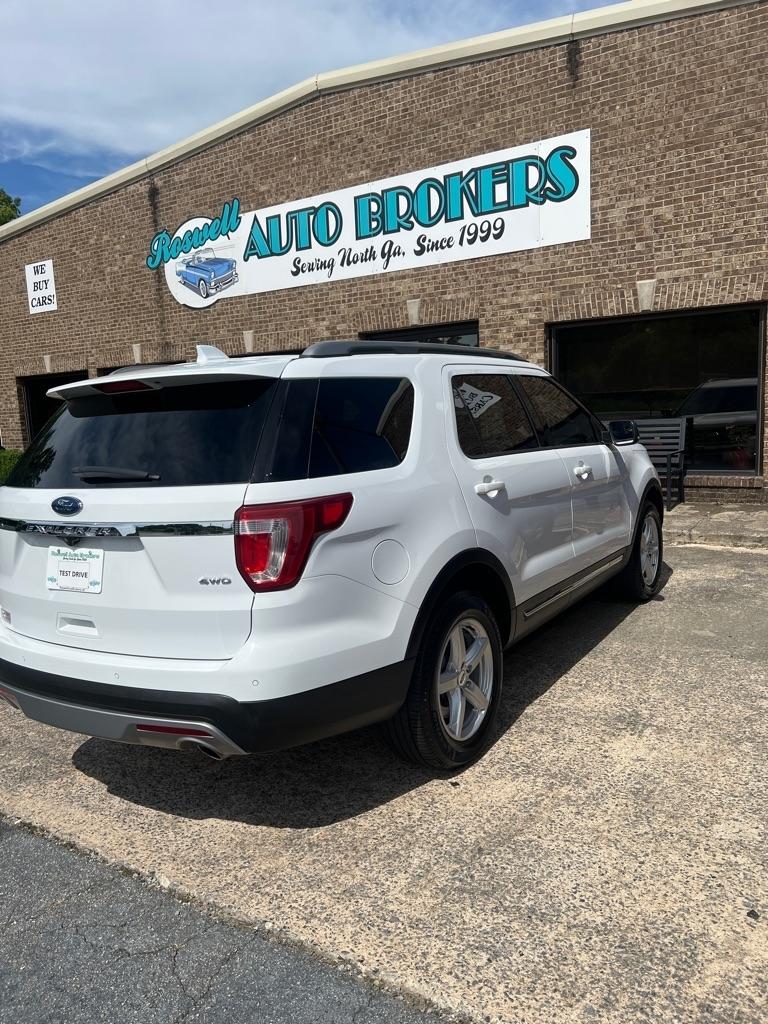 Ford Explorer XLT 4WD 2017