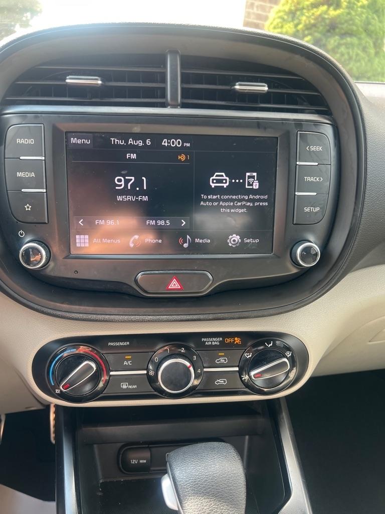 Kia Soul LX CVT 2022