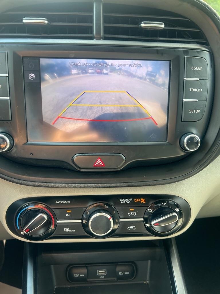 Kia Soul LX CVT 2022