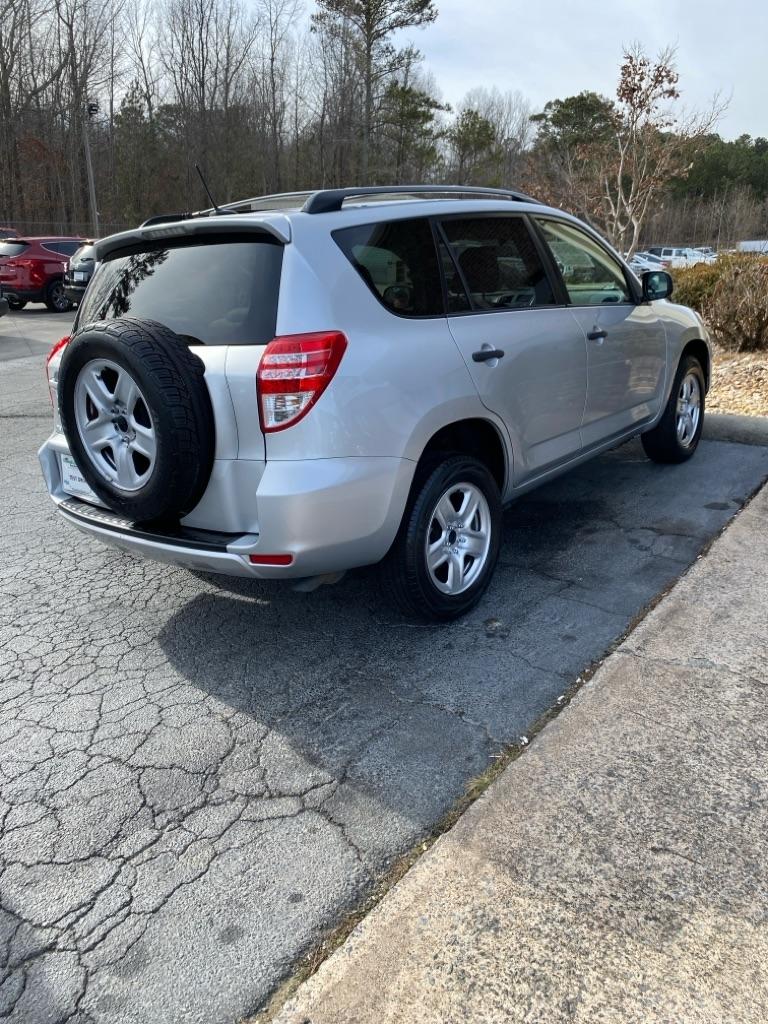 Toyota RAV4 Base I4 2WD 2010