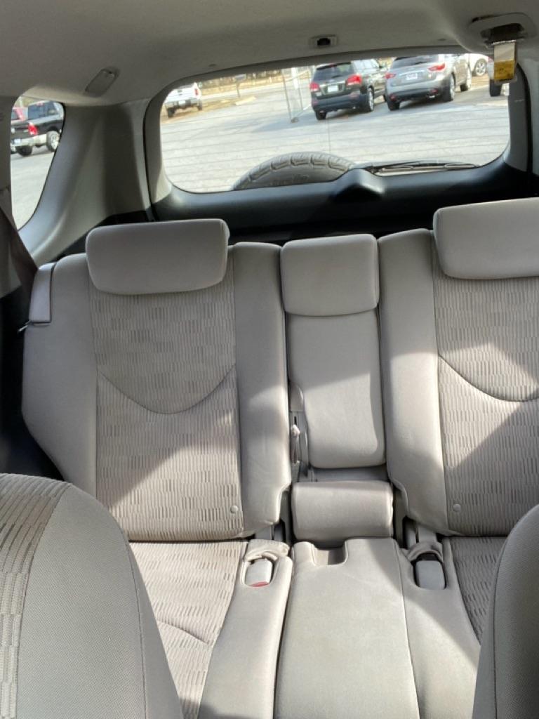 Toyota RAV4 Base I4 2WD 2010