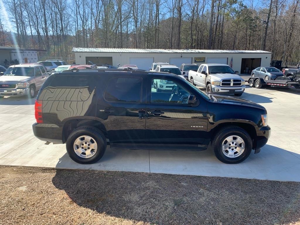 Chevrolet Tahoe LS 2WD 2012