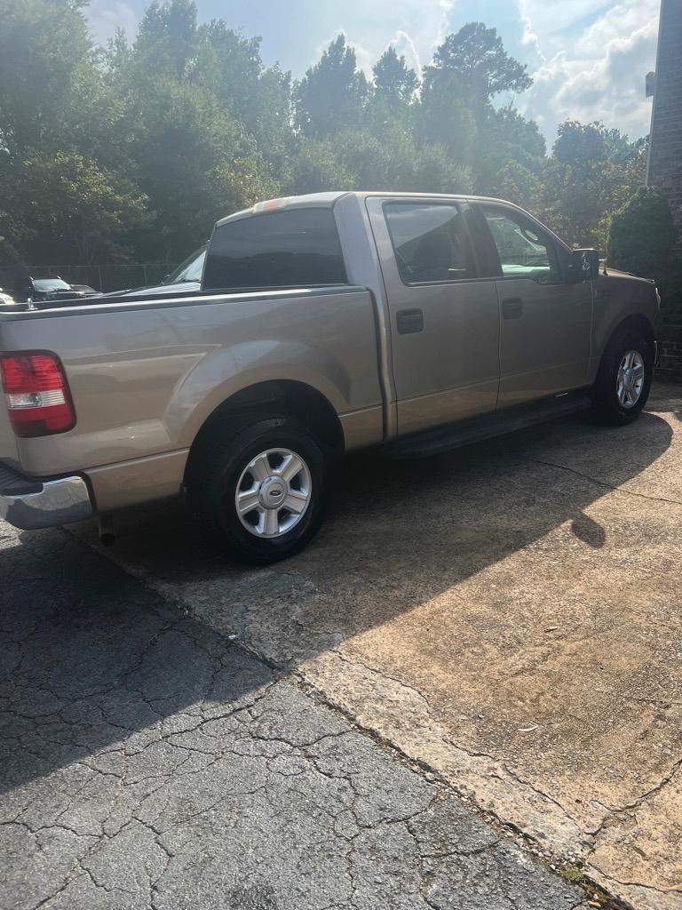 Ford F-150 XLT SuperCrew 2WD 2004