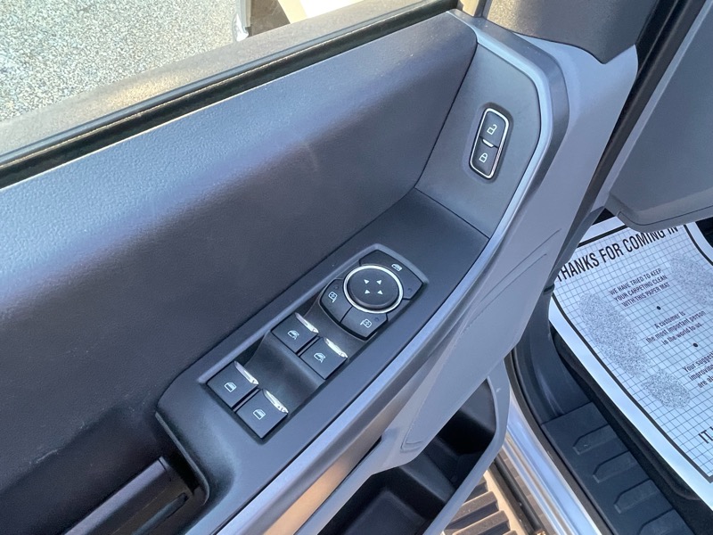 Ford F-250 SD XLT Crew Cab 4WD 2024 Ford F-250 SD XLT Crew Cab 4WD 2024