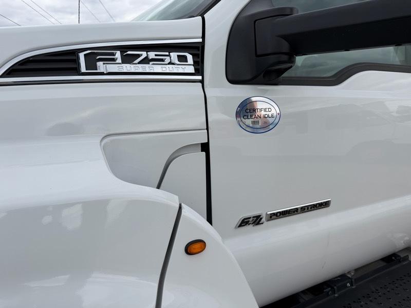 Ford F-750 Regular Cab 2WD DRW 2024