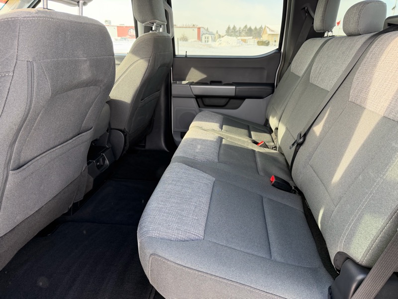 Ford F-250 SD XLT Crew Cab 4WD 2025