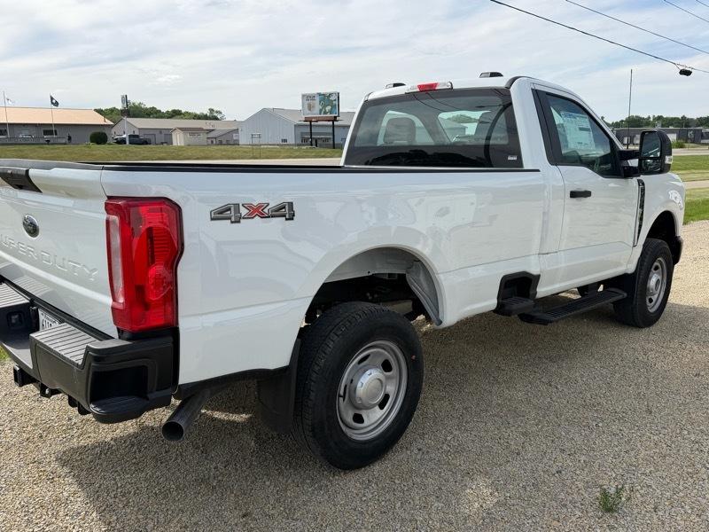 Ford F-350 SD XL 4WD 2024