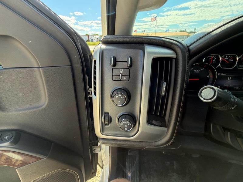 GMC Sierra 3500HD SLE Long Box 4WD 2016