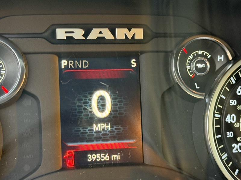 RAM 2500 4WD Crew Cab 149" Big Horn 2024