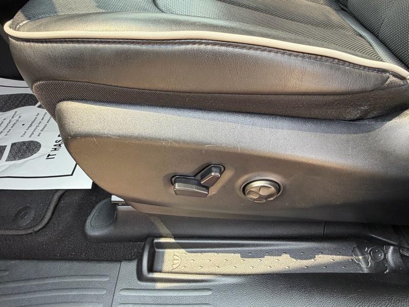 Chrysler Pacifica Limited 2025