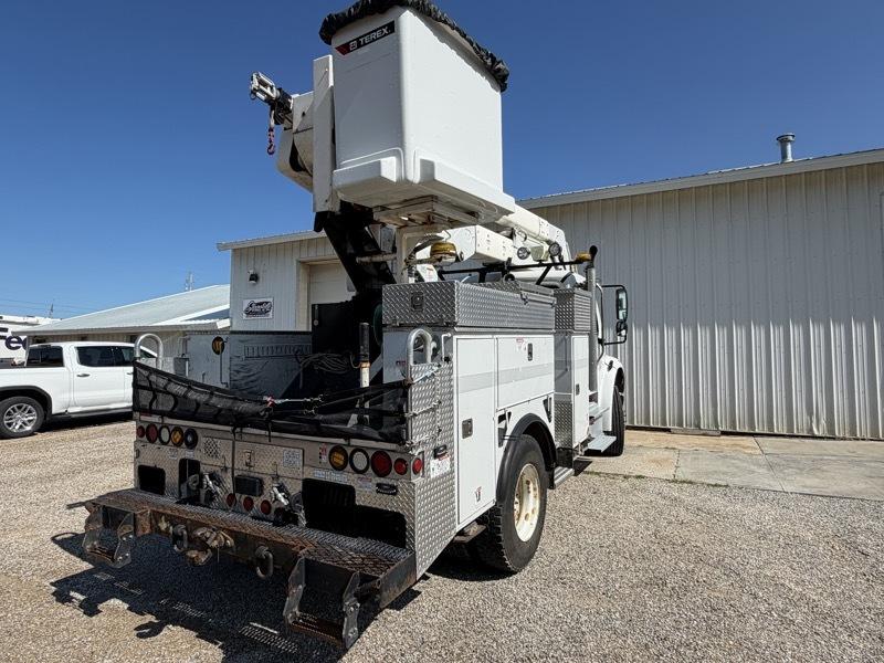 Freightliner M2  2014