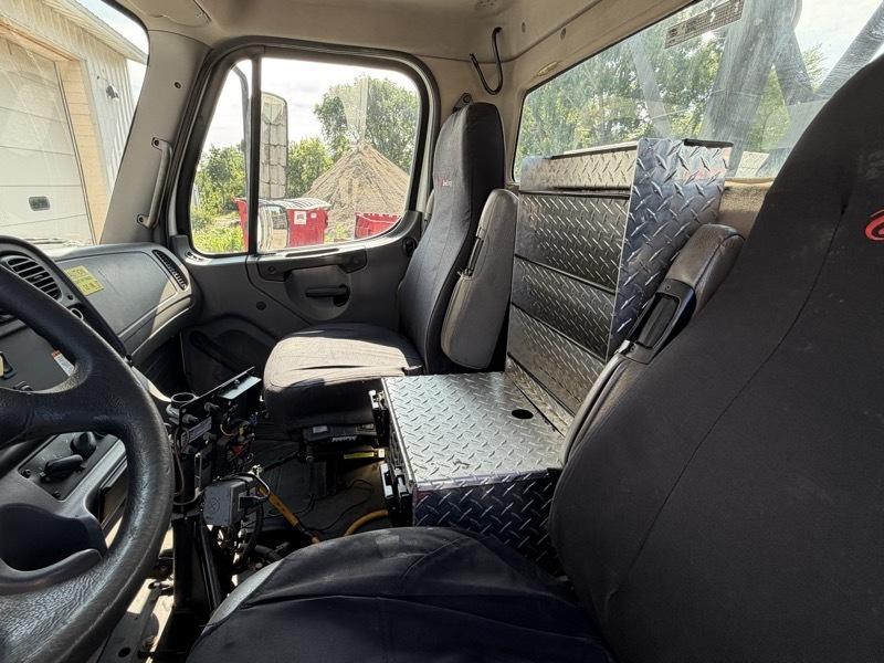 Freightliner M2  2014