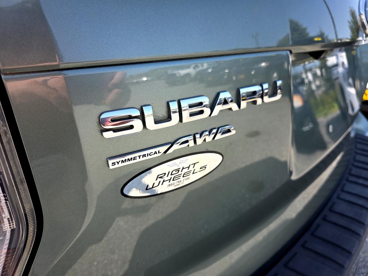 Subaru Forester 2.5i Premium PZEV CVT 2017 Subaru Forester 2.5i Premium PZEV CVT 2017