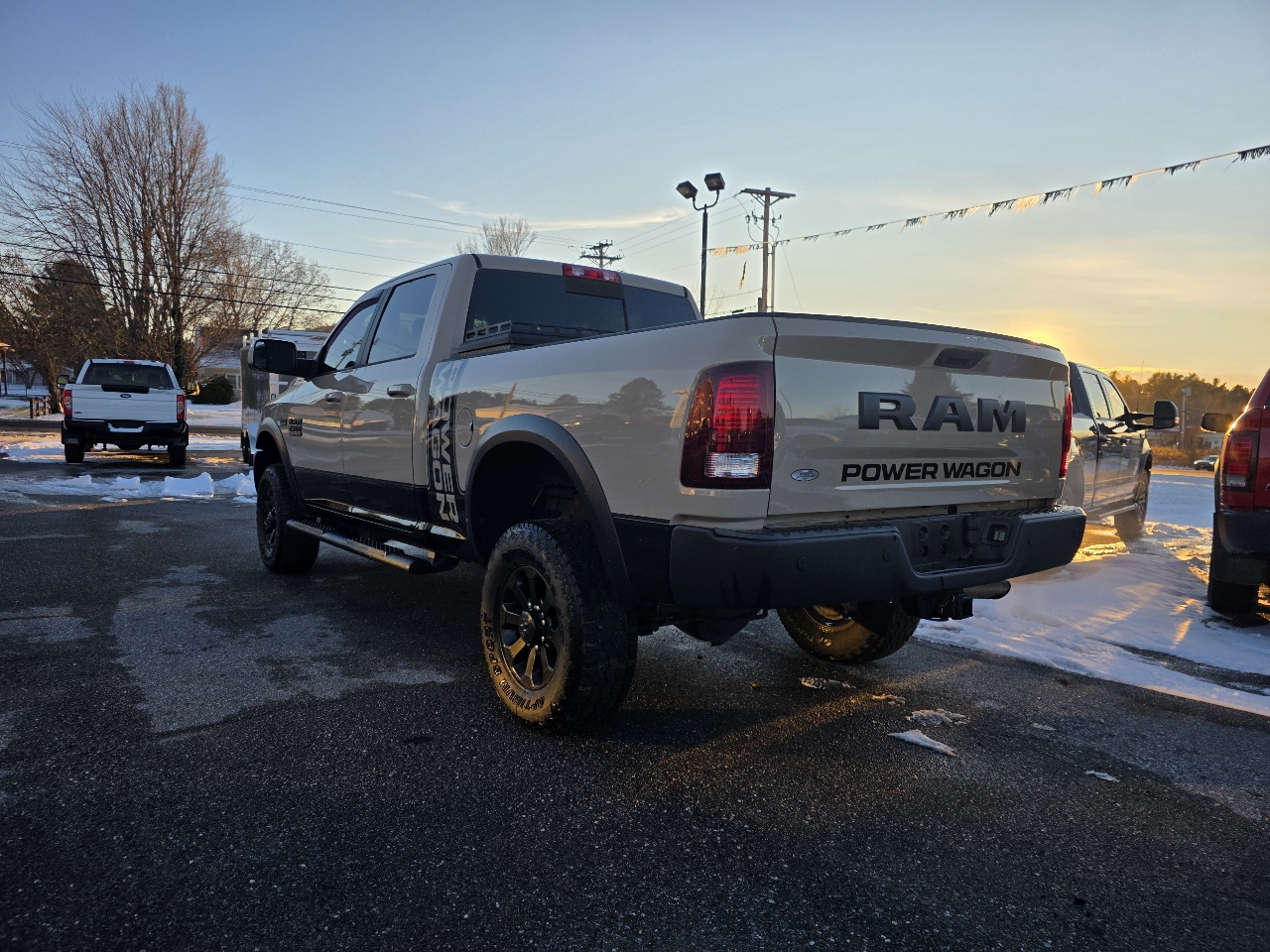 RAM 2500 Power Wagon Crew Cab SWB 4WD 2018