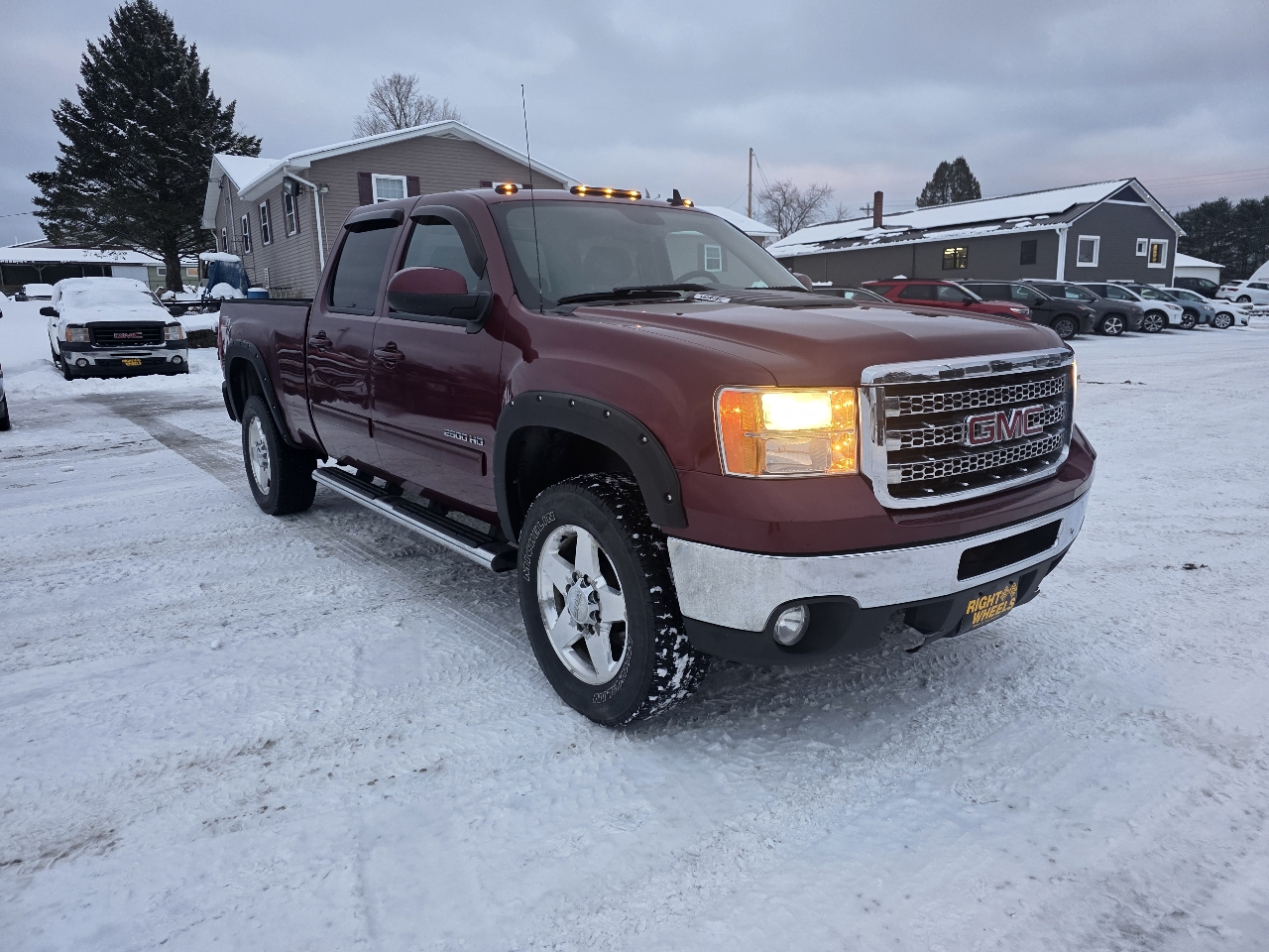 GMC Sierra 2500HD Ext Cab 143.5" WB 4WD SLT 2014