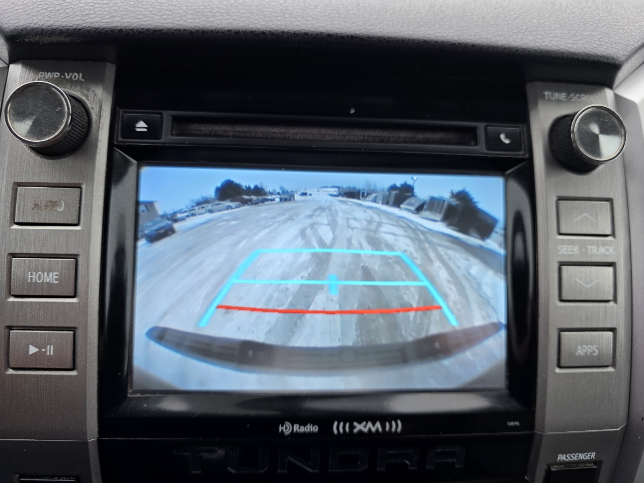 Toyota Tundra SR5 5.7L V8 Double Cab 4WD 2017