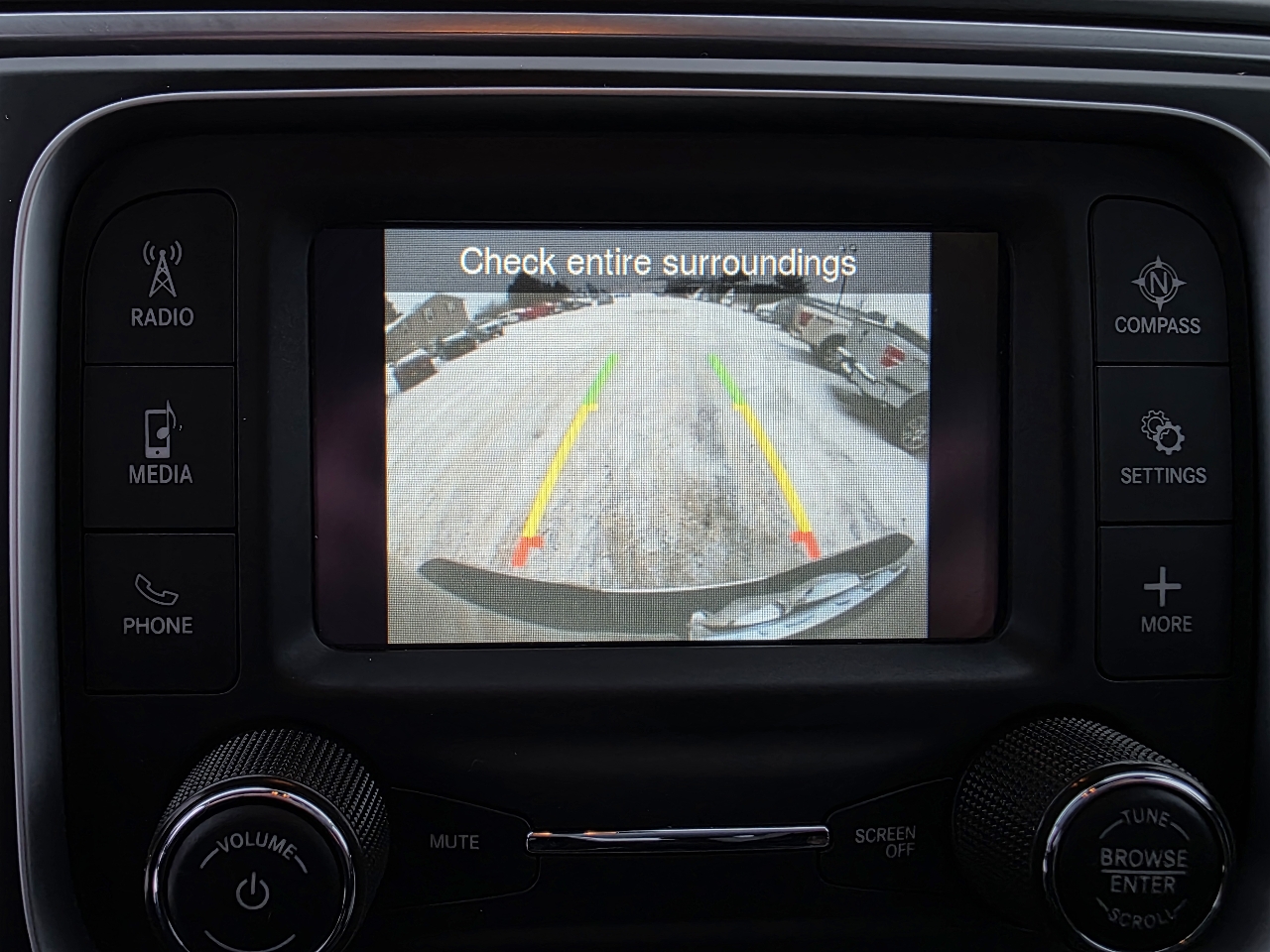 RAM 1500 Classic Tradesman Crew Cab SWB 4WD 2023