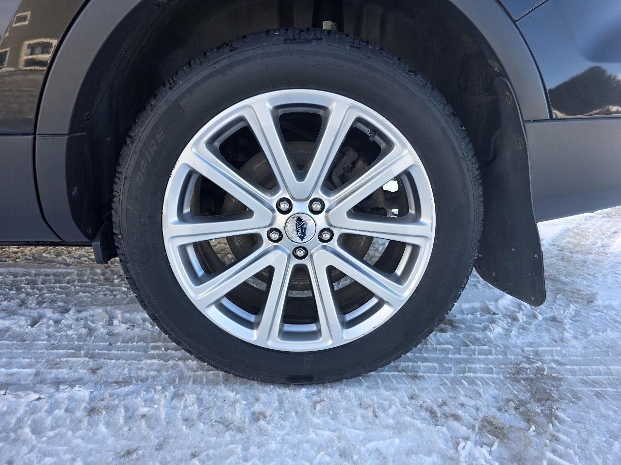 Ford Explorer Limited 4WD 2016