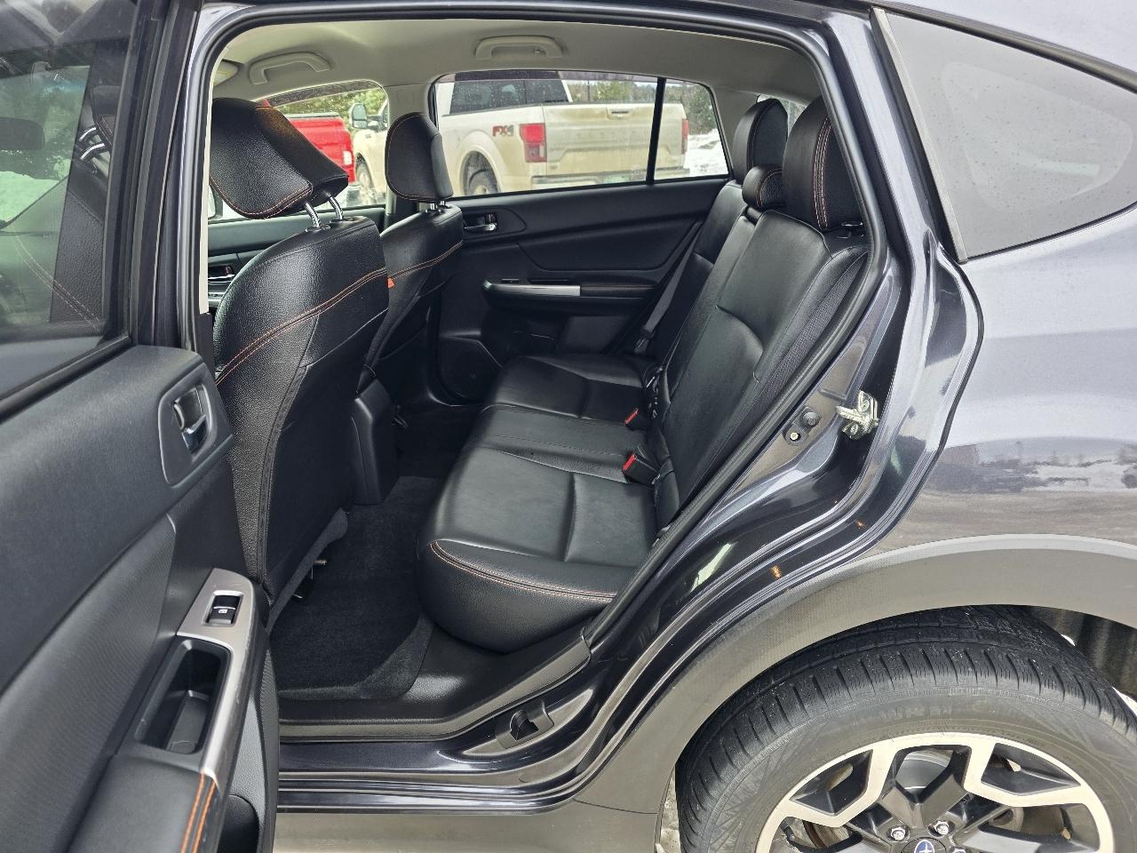 Subaru Crosstrek 2.0i Limited PZEV CVT 2016