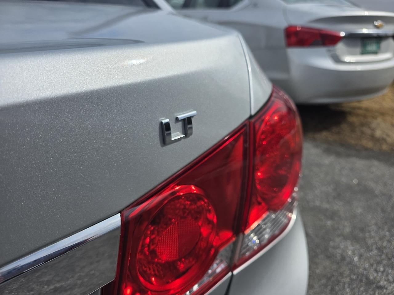 Chevrolet Cruze 2LT Auto 2015