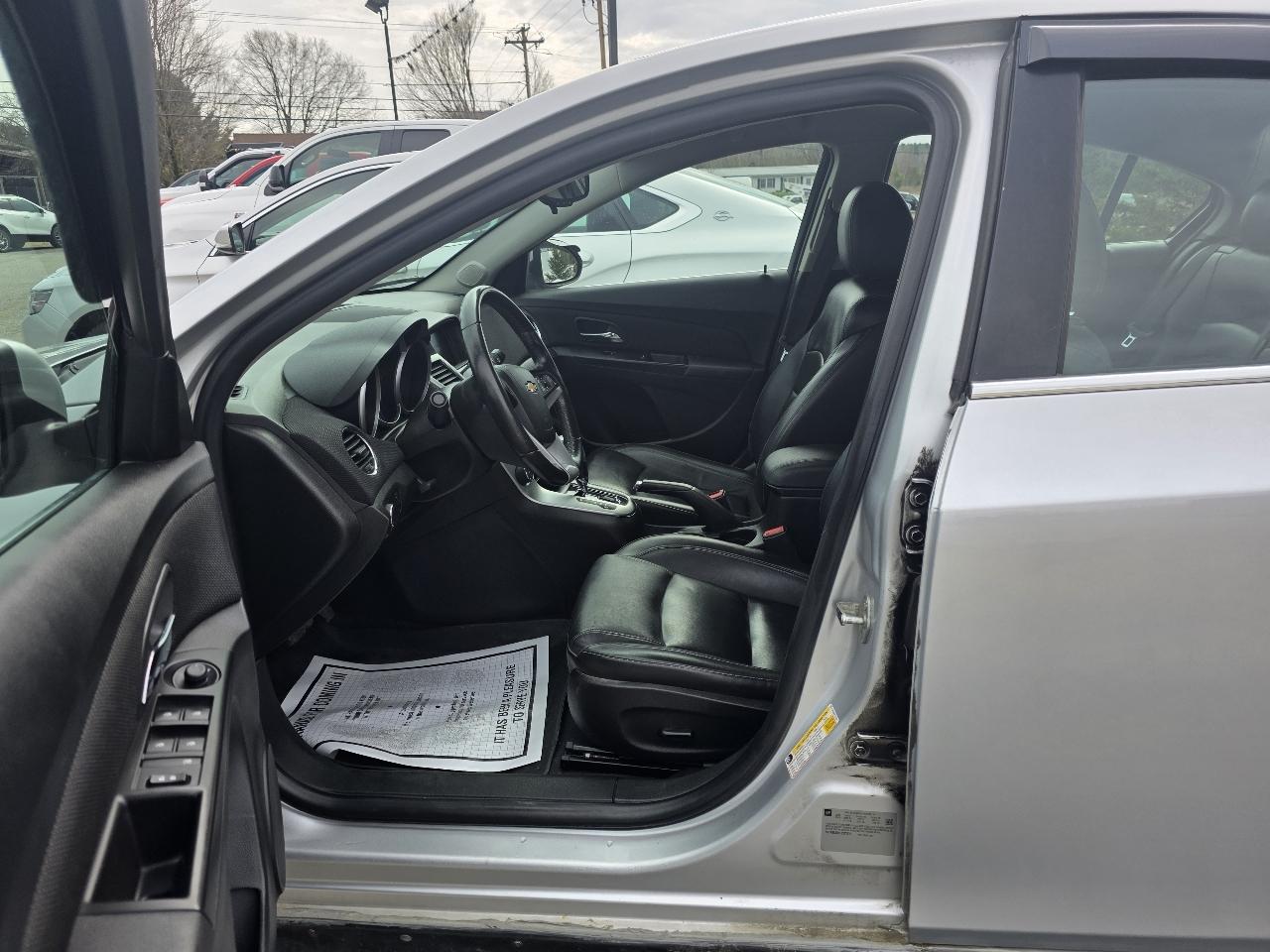 Chevrolet Cruze 2LT Auto 2015