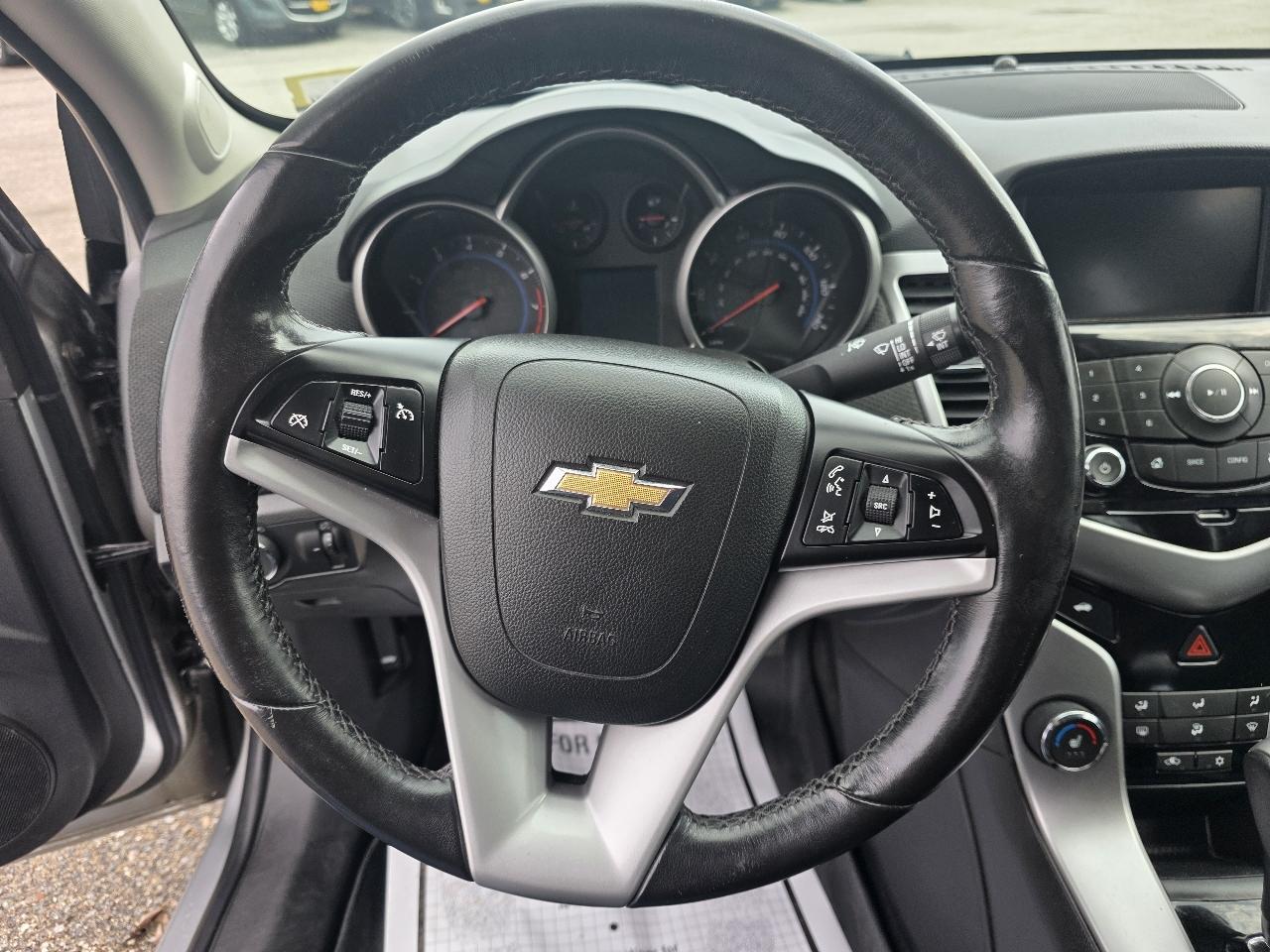 Chevrolet Cruze 2LT Auto 2015