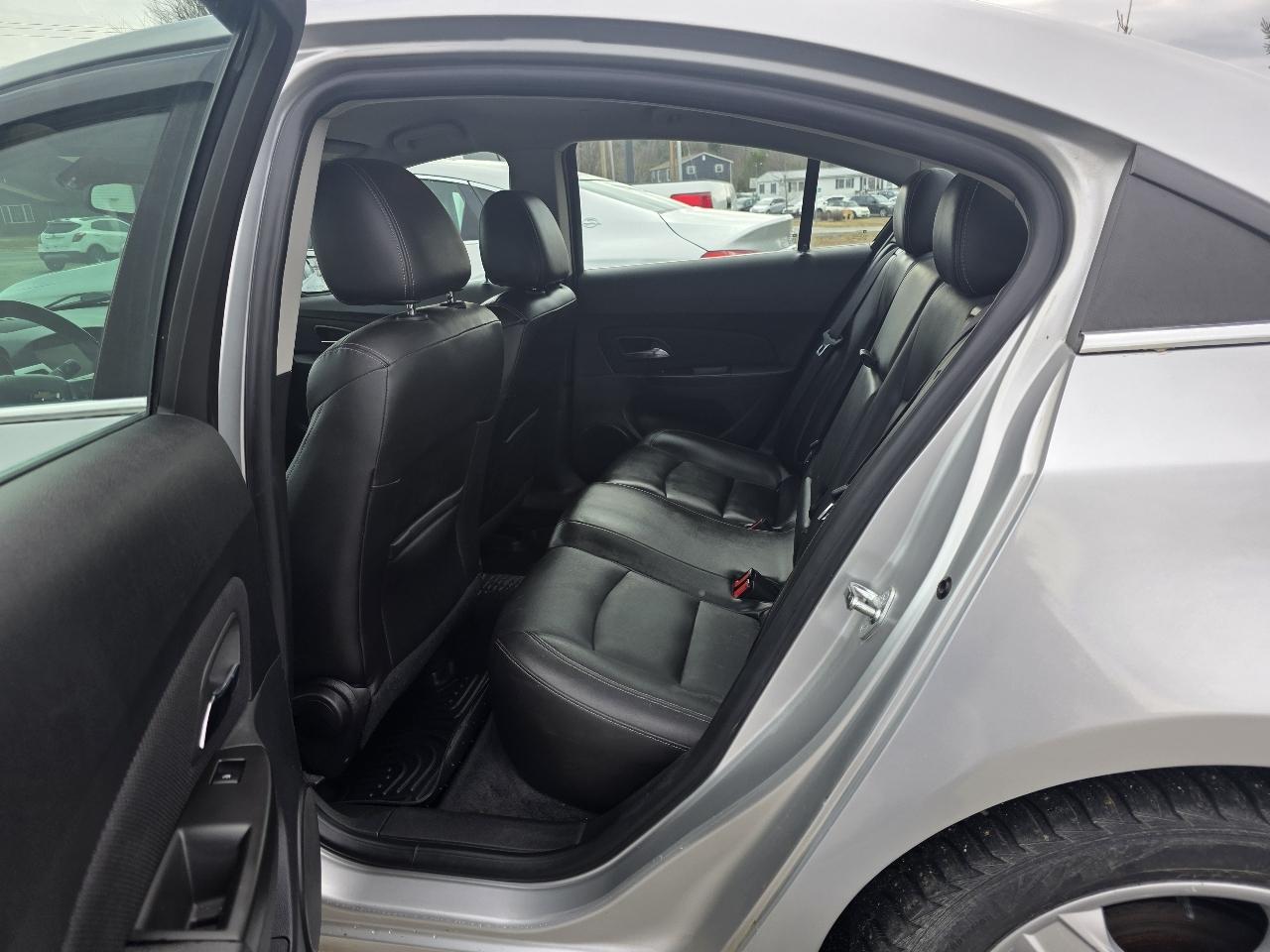 Chevrolet Cruze 2LT Auto 2015