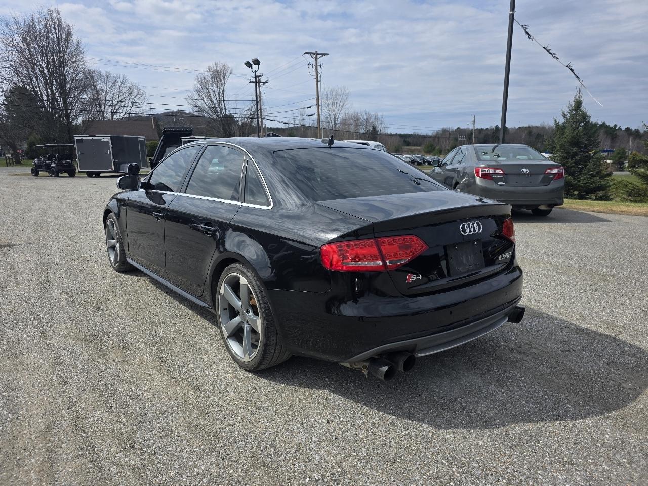 Audi S4 Sedan quattro S tronic 2010