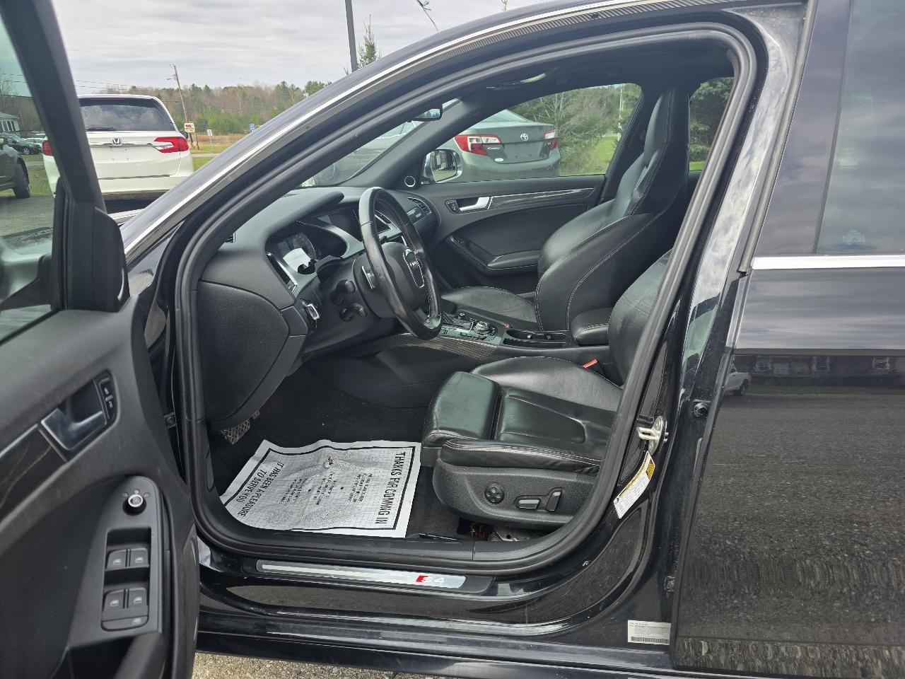 Audi S4 Sedan quattro S tronic 2010