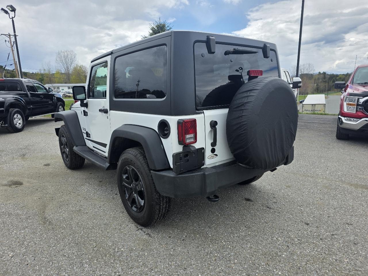 Jeep Wrangler Sport 4WD 2016