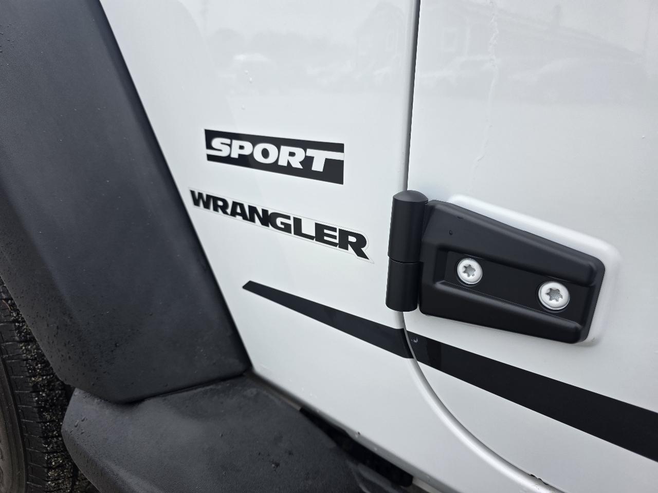 Jeep Wrangler Sport 4WD 2016