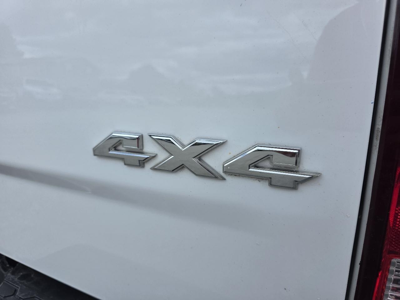 RAM 1500 Classic Tradesman Crew Cab LWB 4WD 2022