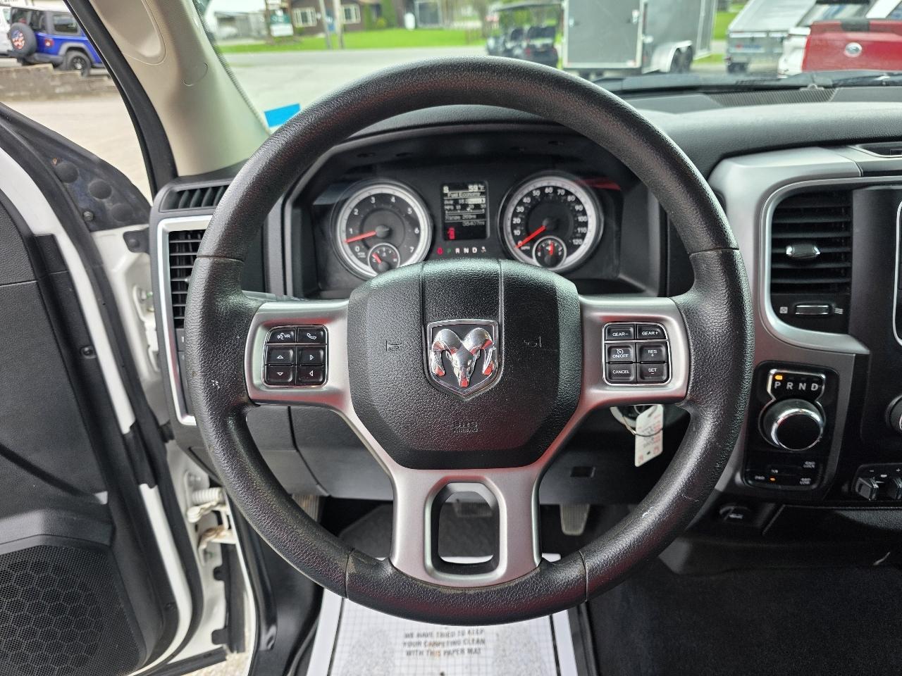 RAM 1500 Classic Tradesman Crew Cab LWB 4WD 2022