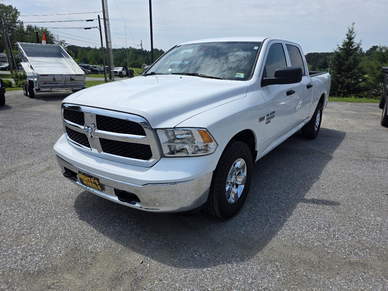 RAM 1500 Classic Tradesman Crew Cab LWB 4WD 2022