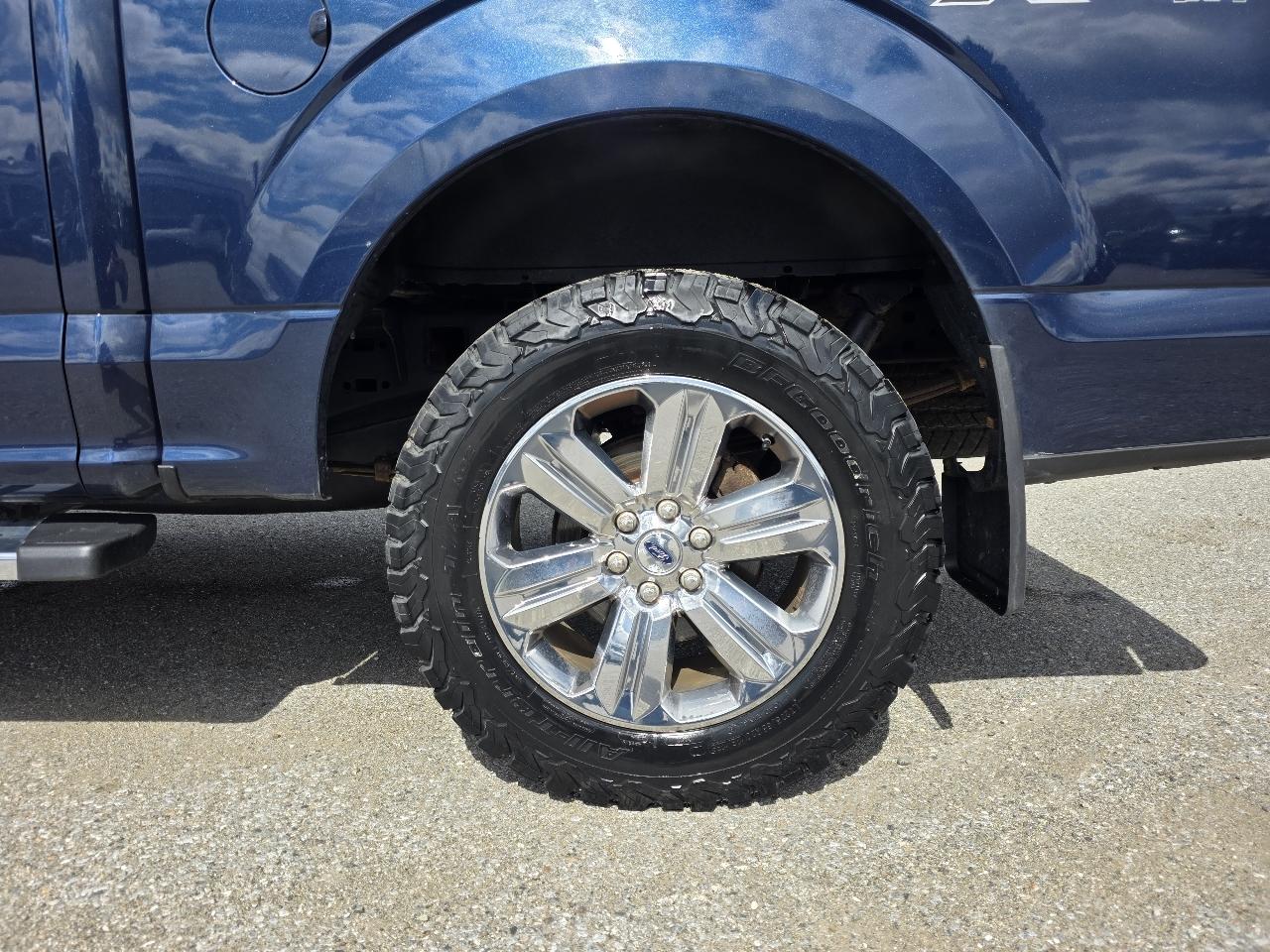 Ford F-150 XLT SuperCrew Short Bed 4WD 2019