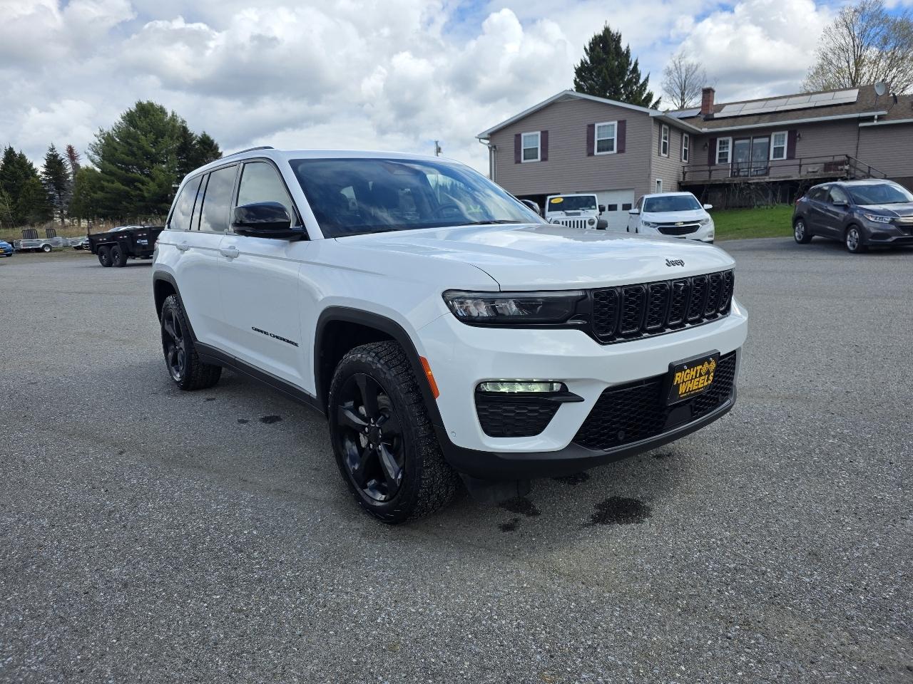 Jeep Grand Cherokee Limited 4WD 2023