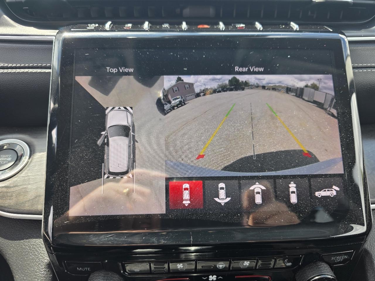 Jeep Grand Cherokee Limited 4WD 2023