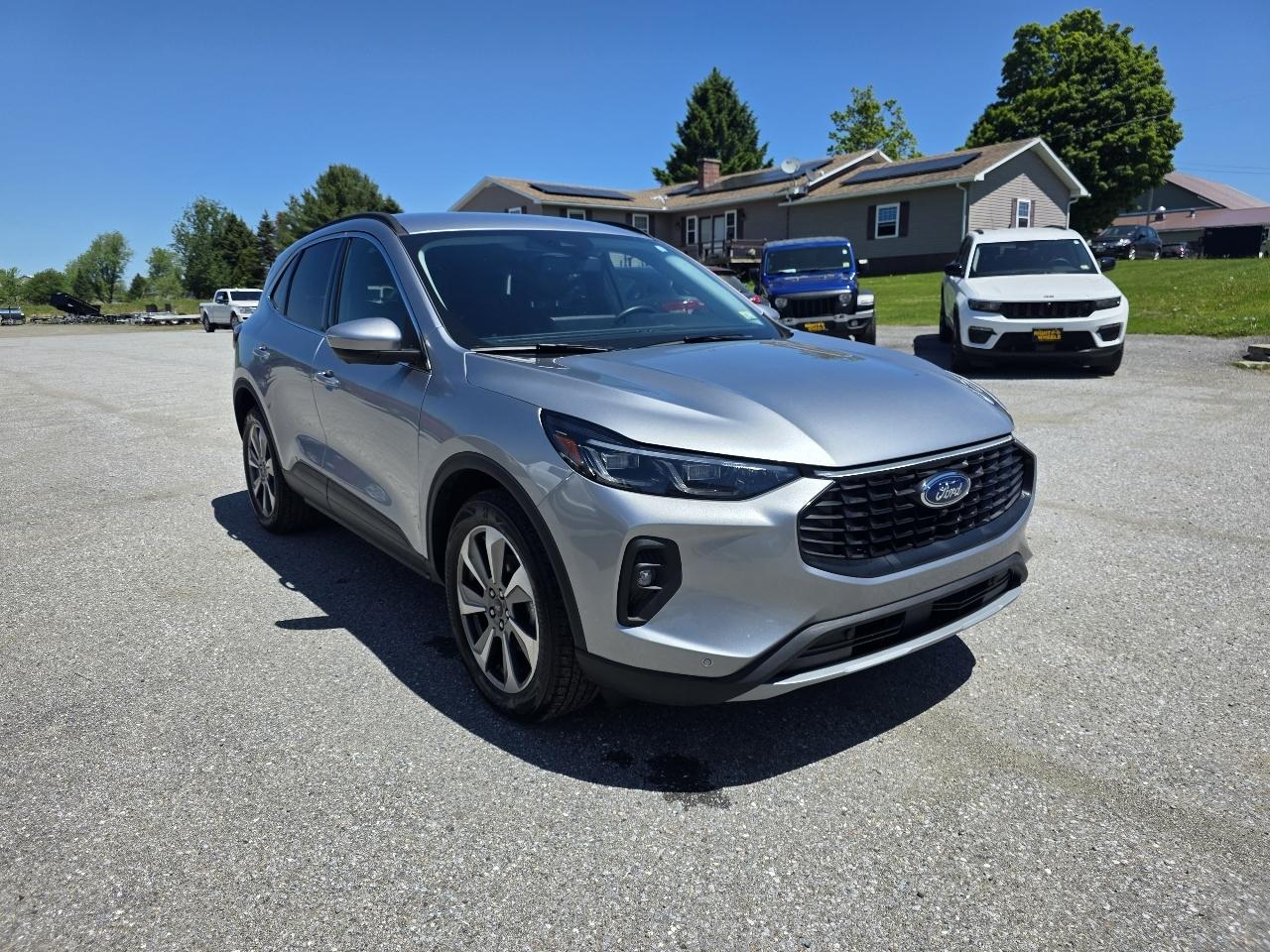 Ford Escape Platinum AWD 2024