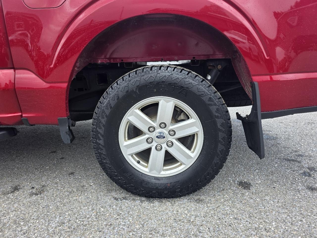Ford F-150 SuperCrew 139" XLT 4WD 2022