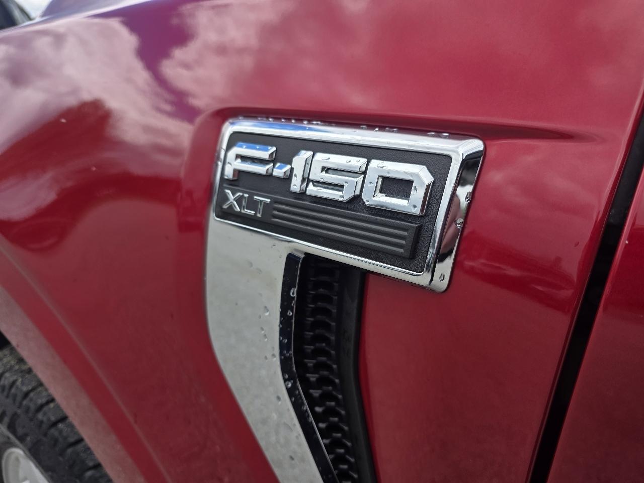 Ford F-150 SuperCrew 139" XLT 4WD 2022