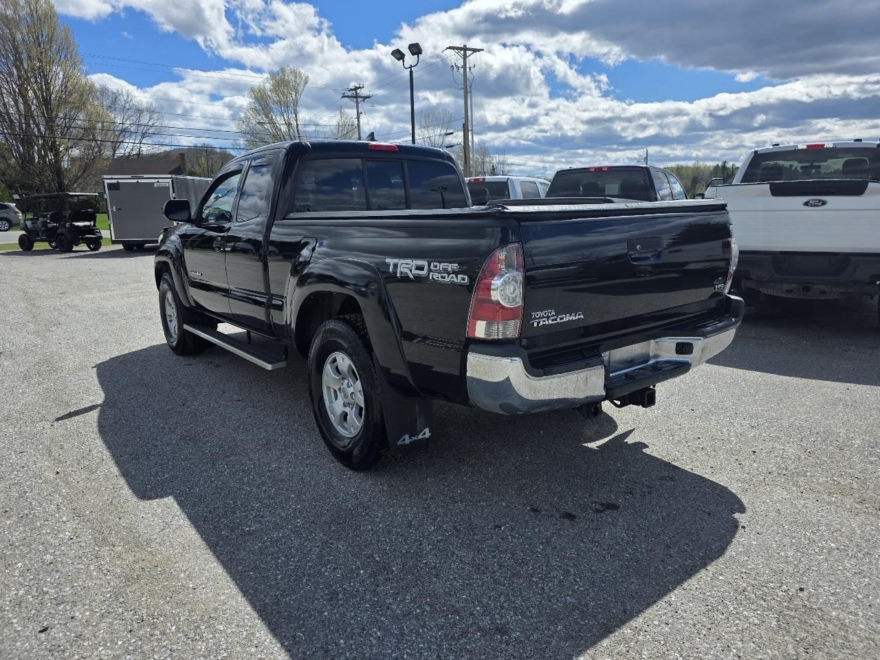 Toyota Tacoma Access Cab V6 5AT 4WD 2015