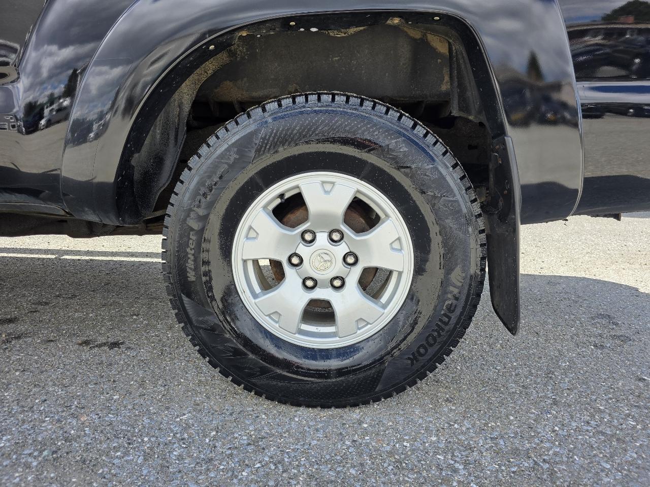 Toyota Tacoma Access Cab V6 5AT 4WD 2015